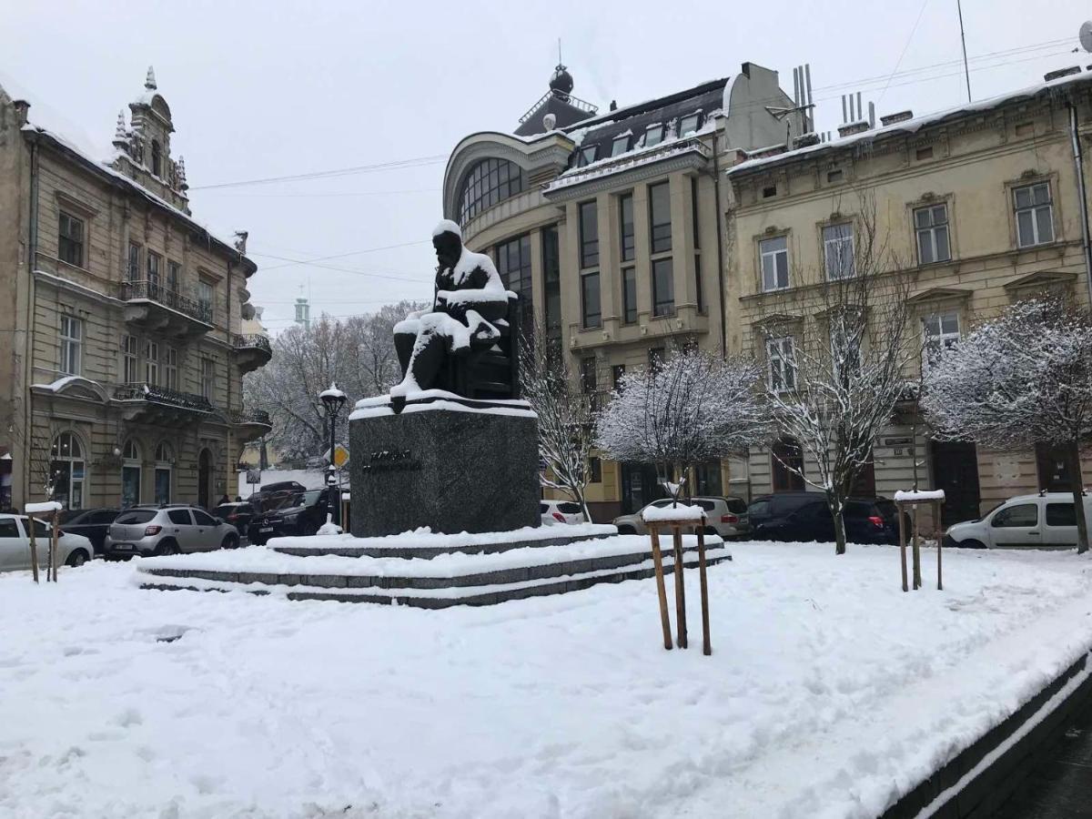 Apartments On Shevchenko Avenue Lviv Extérieur photo