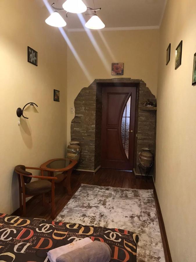 Apartments On Shevchenko Avenue Lviv Extérieur photo